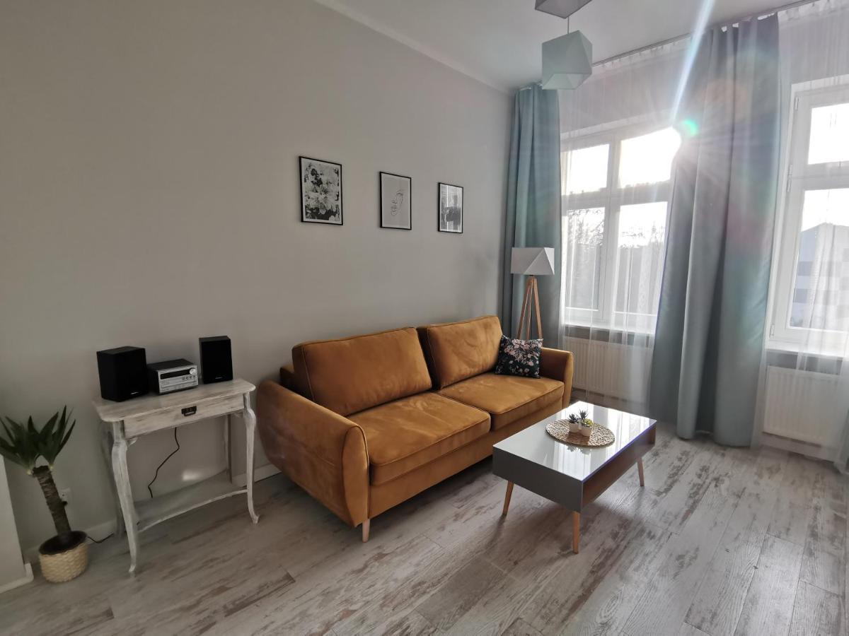 Przytulny Apartament W Centrum Kupiecka-Drzewna เจโลนากูรา ภายนอก รูปภาพ